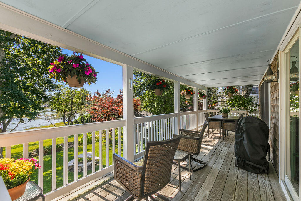 72 Dillingham Avenue Sandwich, MA 02563 - Photo 2 of 46 IMG_3444