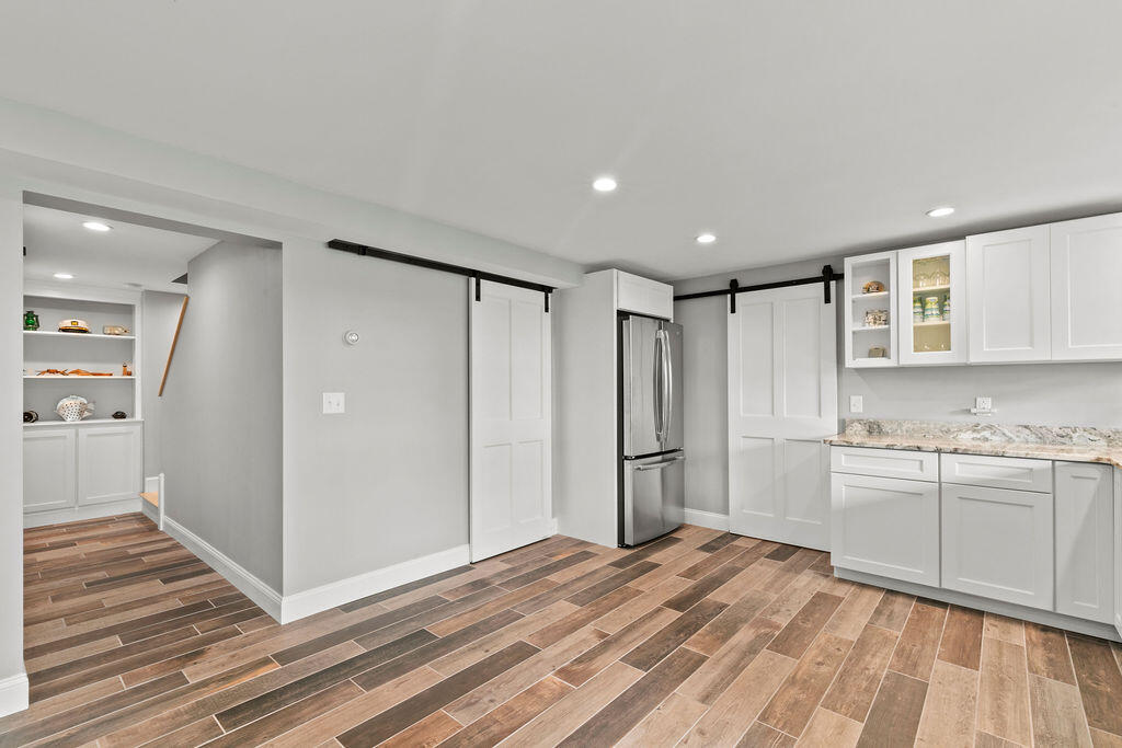 72 Dillingham Avenue Sandwich, MA 02563 - Photo 31 of 46 IMG_5950