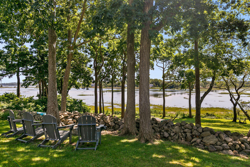 72 Dillingham Avenue Sandwich, MA 02563 - Photo 7 of 46 IMG_3391