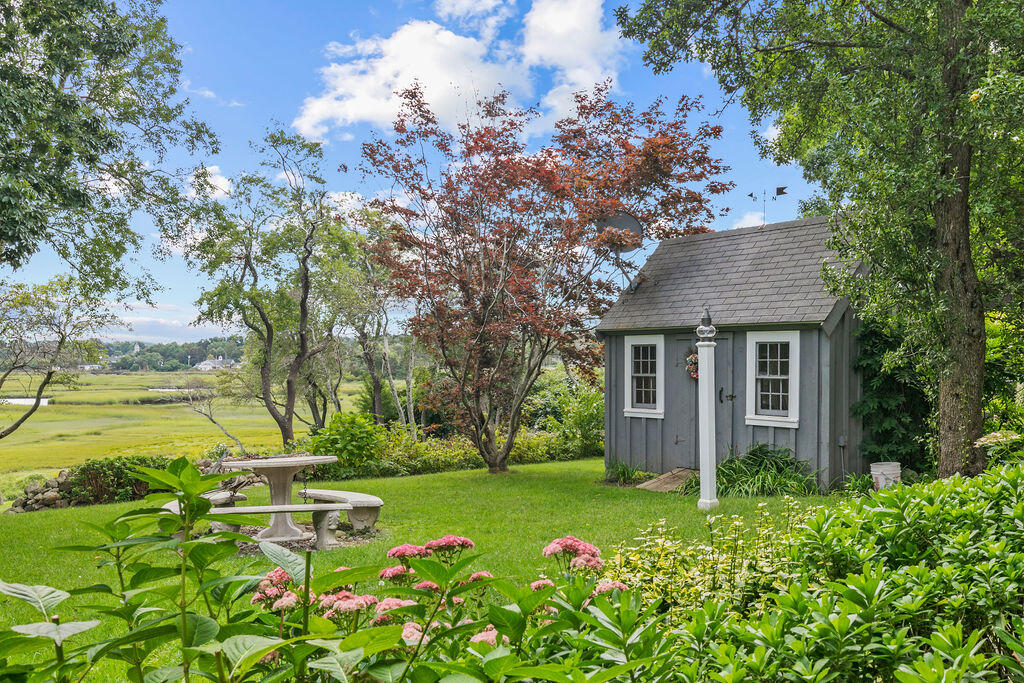 72 Dillingham Avenue Sandwich, MA 02563 - Photo 9 of 46 IMG_5967