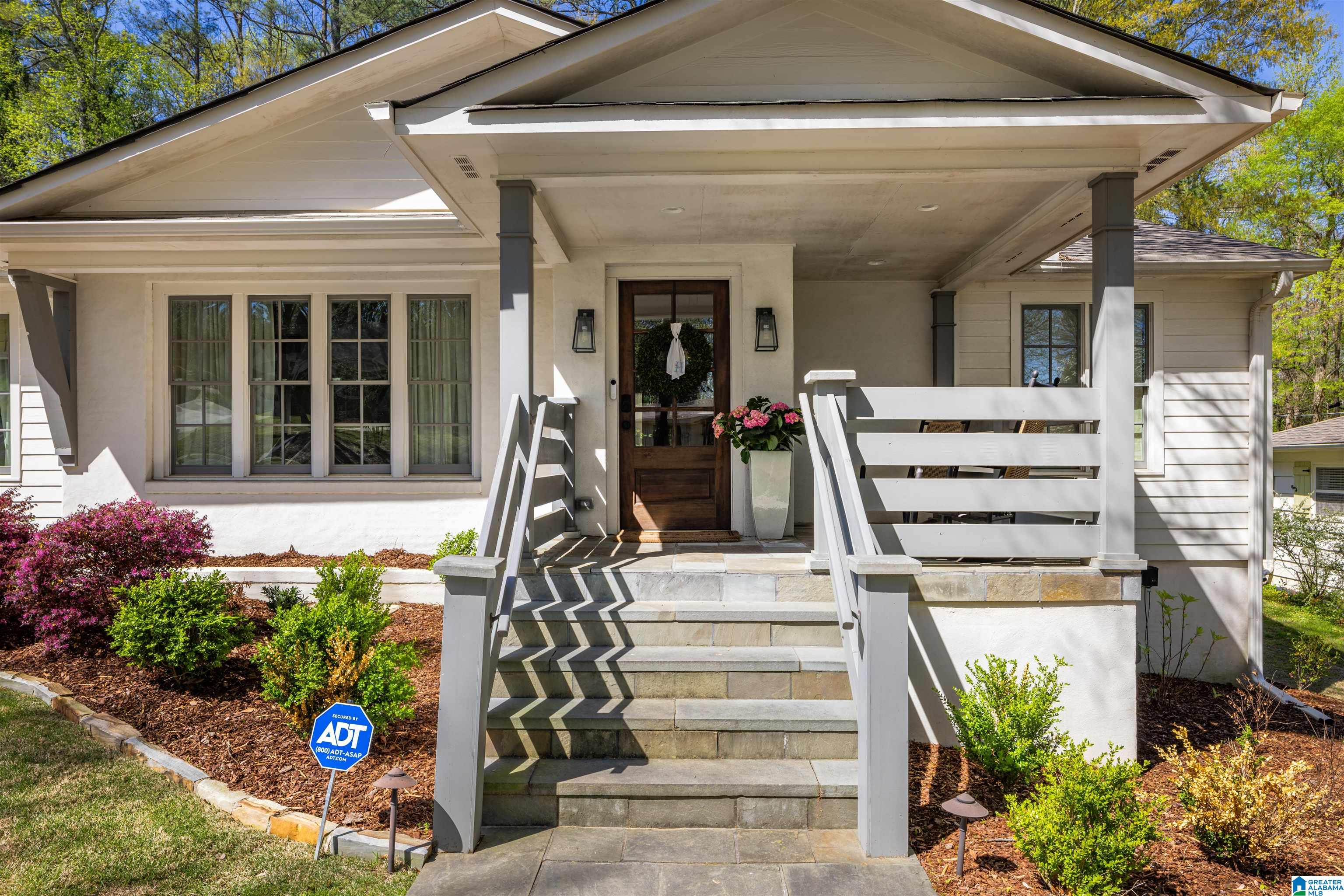 216 Rockaway Road Birmingham, AL 35209 - Photo 4 of 51 Gallery Image 4