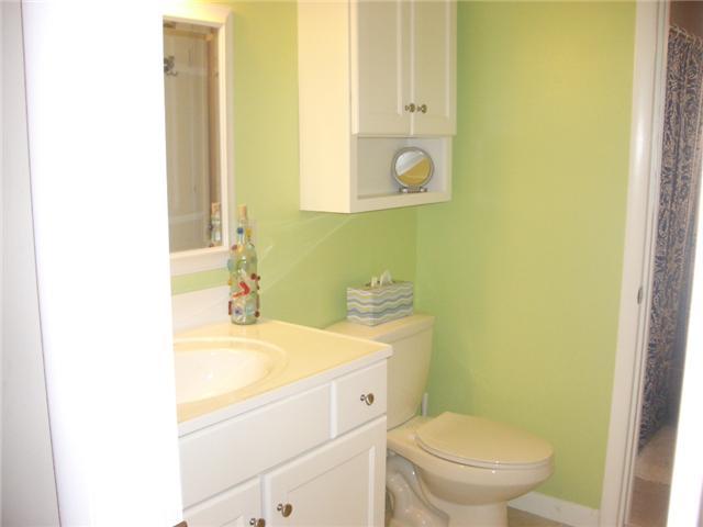 2414 Bristol Road Columbus, OH 43221 - Photo 7 of 18