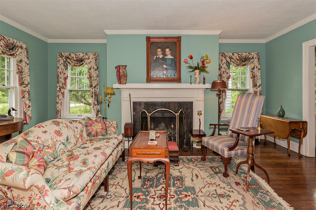 3068 Huntington Road Cleveland, OH 44120 - Photo 3 of 23 Gallery Image 3