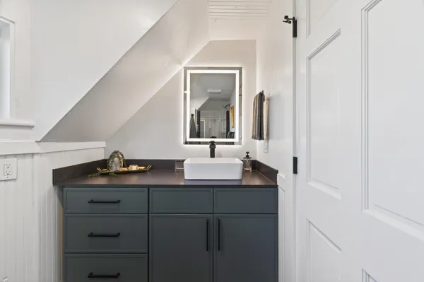 $389,000 | 2036 Placer Street, Redding, CA 96001