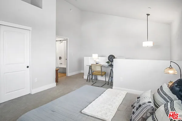 $3,000 | 10035 South Western Avenue, Unit 7, Los Angeles, CA 90047