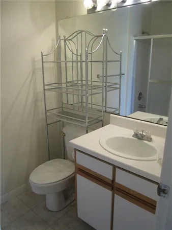 $455 | 517 Southwest Parkway, Unit 203, College Station, TX 77840