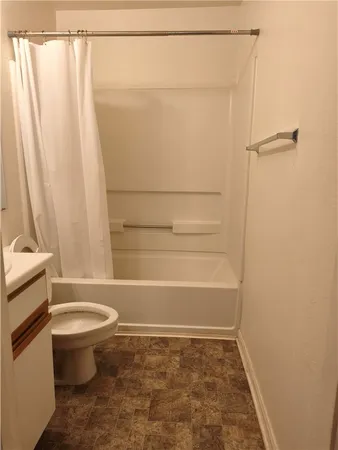 $455 | 517 Southwest Parkway, Unit 203, College Station, TX 77840