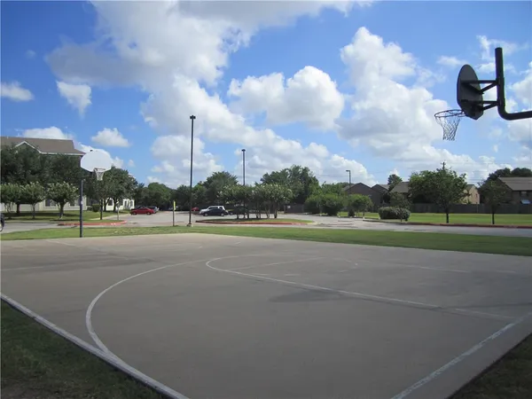 $455 | 517 Southwest Parkway, Unit 203, College Station, TX 77840