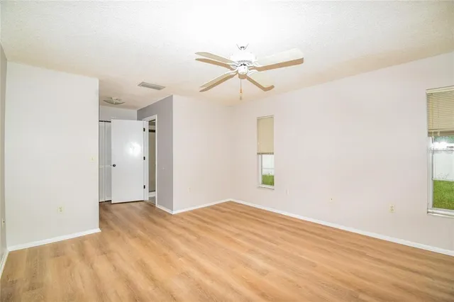 $2,450 | 2069 Country Meadows Lane, Sarasota, FL 34235