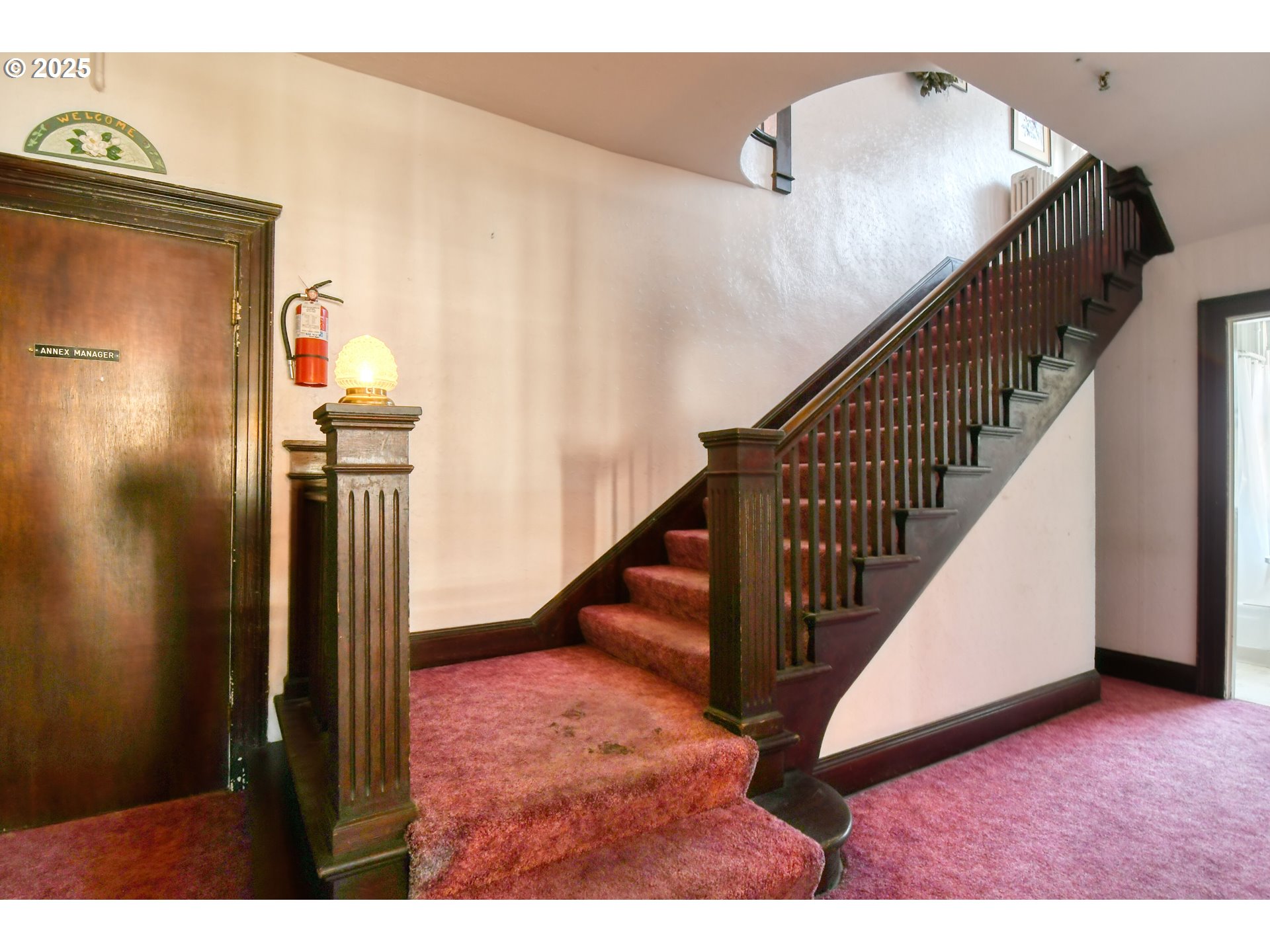 714 Southeast Byers Avenue Pendleton, OR 97801 - Photo 12 of 46 a view of a hallway with staircase