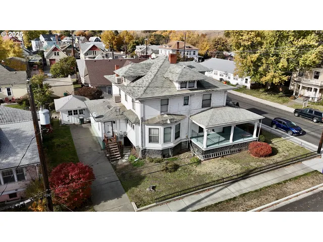 $475,000 | 714 Southeast Byers Avenue, Pendleton, OR 97801