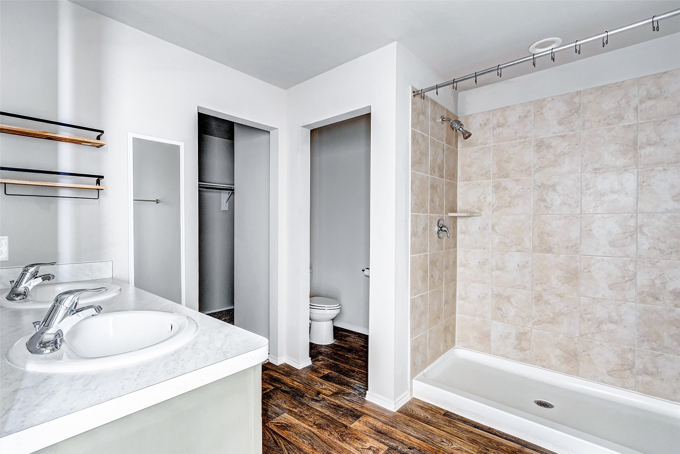 40454 Red Poppy Lane Magnolia, TX 77354 - Photo 13 of 23 a bathroom with a sink and a mirror