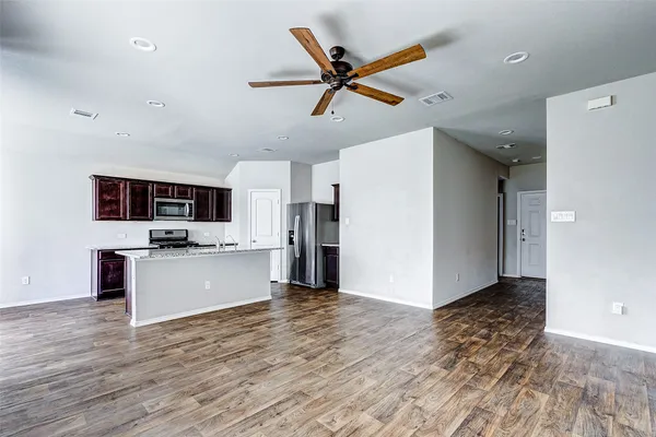 $1,950 | 40454 Red Poppy Lane, Magnolia, TX 77354