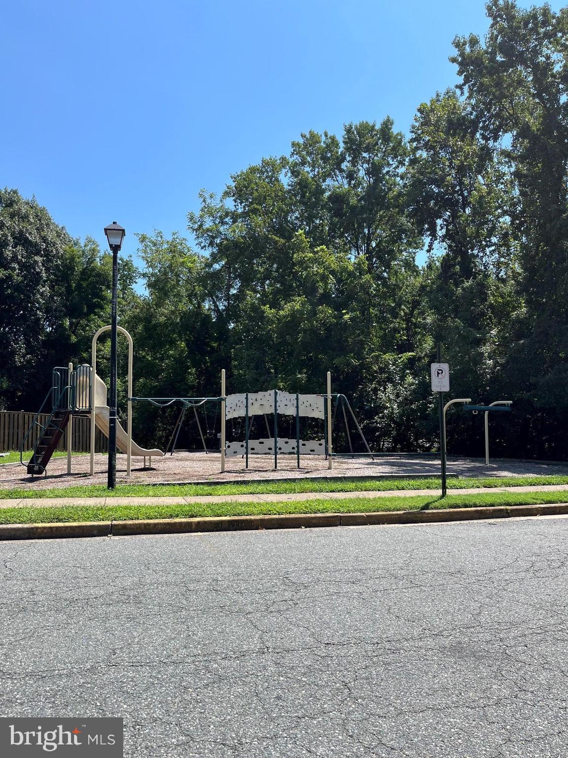 3723 Tavern Way Triangle, VA 22172 - Photo 38 of 42 Community playground