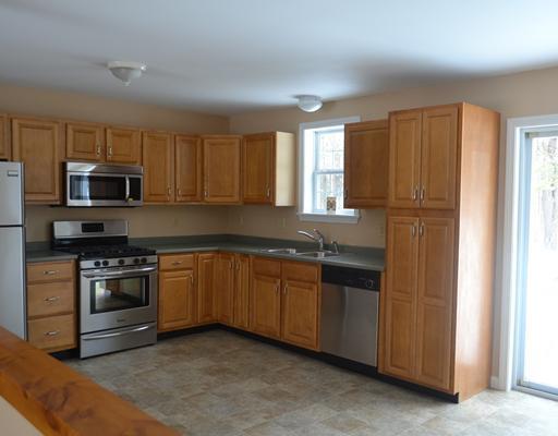 833 Higgins Road Pittsfield, ME 04967 - Photo 5 of 11 Kitchen.