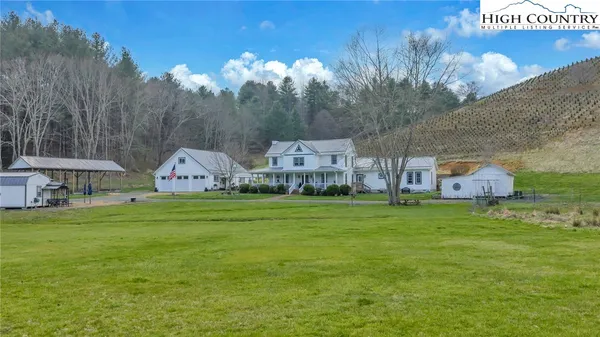 $995,000 | 369 Spencer Branch Road, Lansing, NC 28643