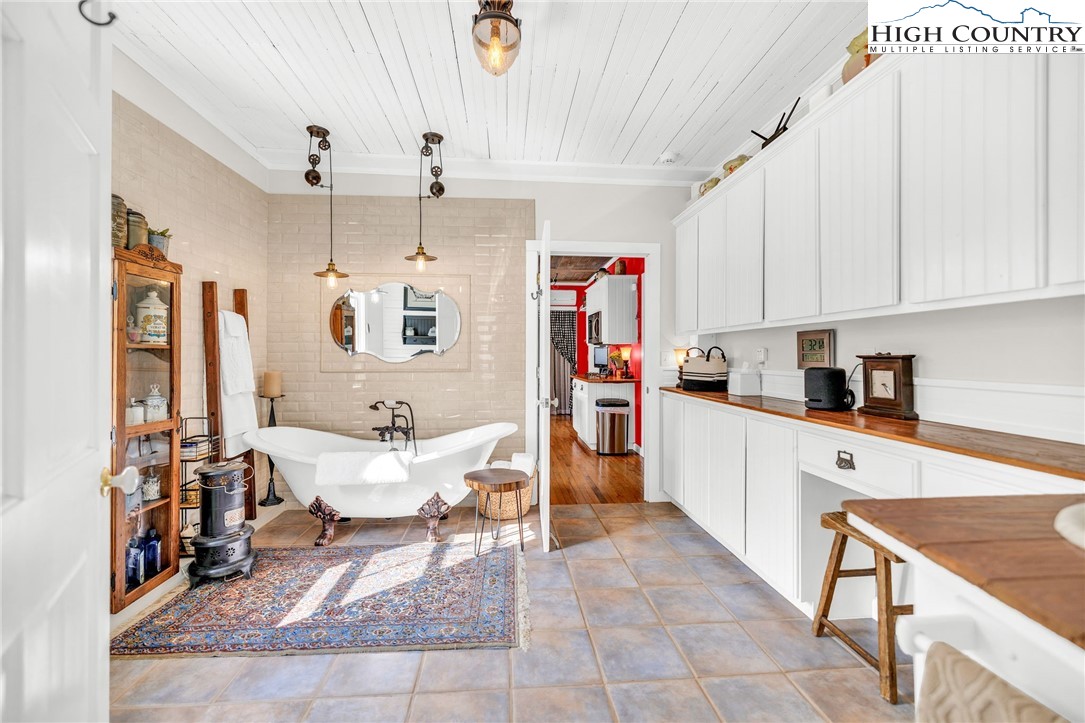 369 Spencer Branch Road Lansing, NC 28643 - Photo 32 of 50