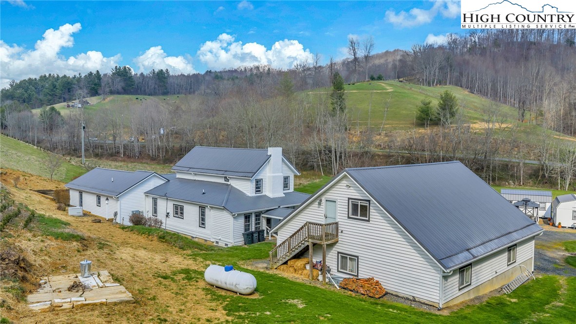 369 Spencer Branch Road Lansing, NC 28643 - Photo 40 of 50