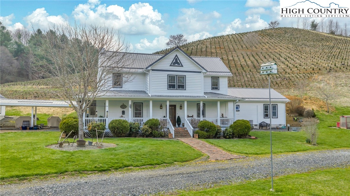 369 Spencer Branch Road Lansing, NC 28643 - Photo 10 of 50