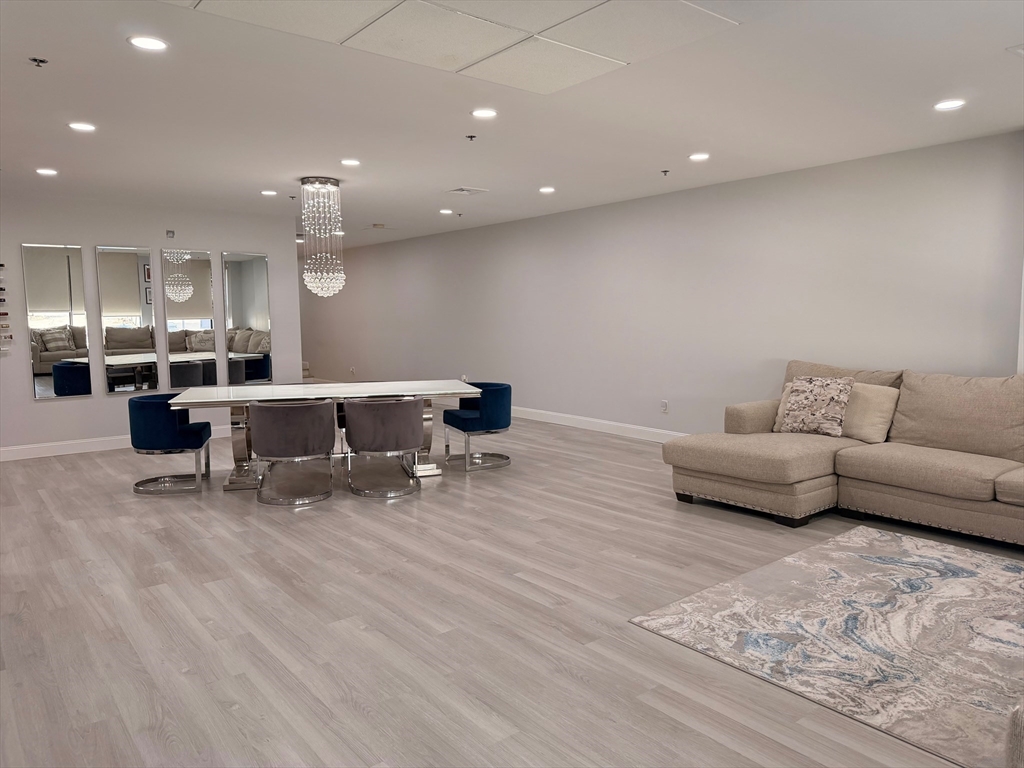 531 Main Street, Unit 201M Worcester, MA 01608 - Photo 5 of 16 Gallery Image 5