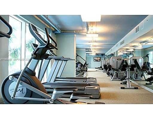 60 Southwest 13th Street, Unit 1415 Miami, FL 33130 - Photo 22 of 23 gym