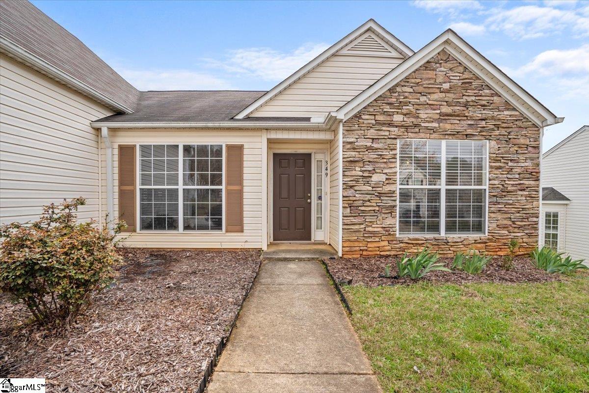 349 Hamilton Parkway Easley, SC 29642 - Photo 4 of 32