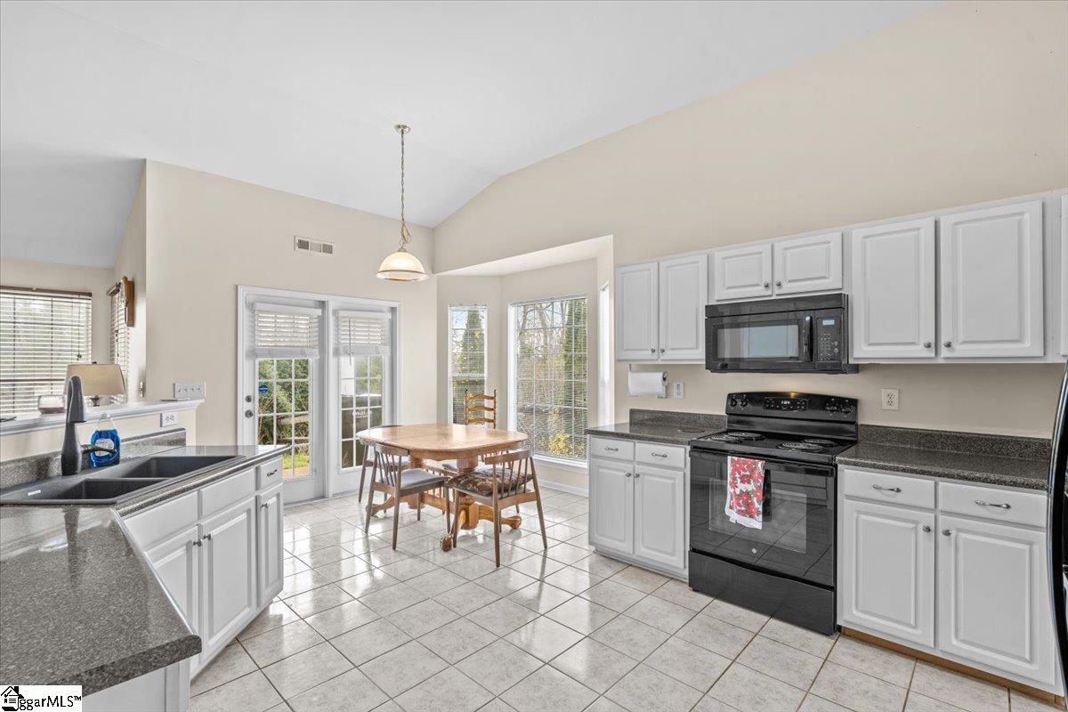 349 Hamilton Parkway Easley, SC 29642 - Photo 9 of 32