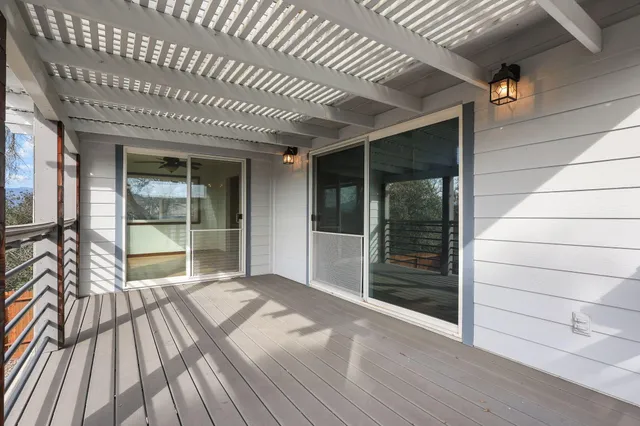 $599,900 | 3041 Panorama Drive, Redding, CA 96003