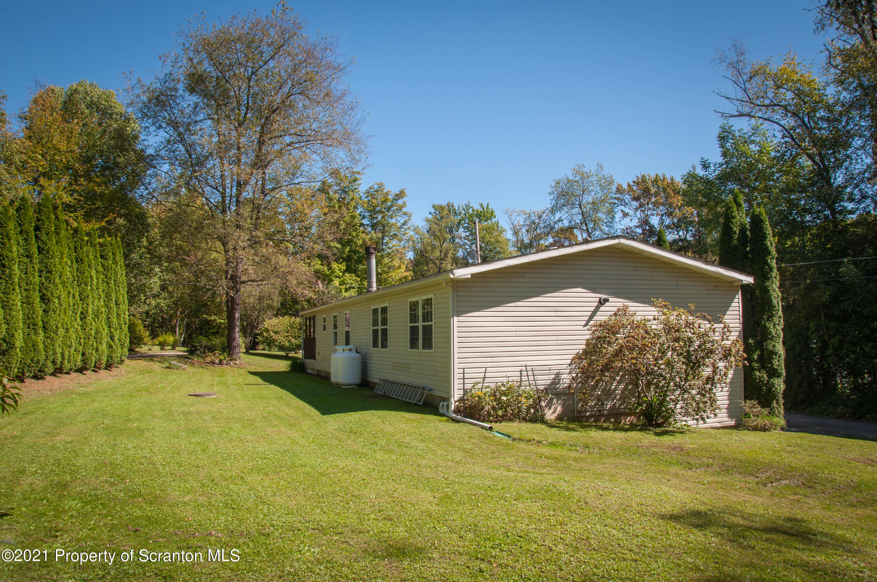 169 Lake Road Susquehanna, PA 18847 - Photo 5 of 30 Gallery Image 5