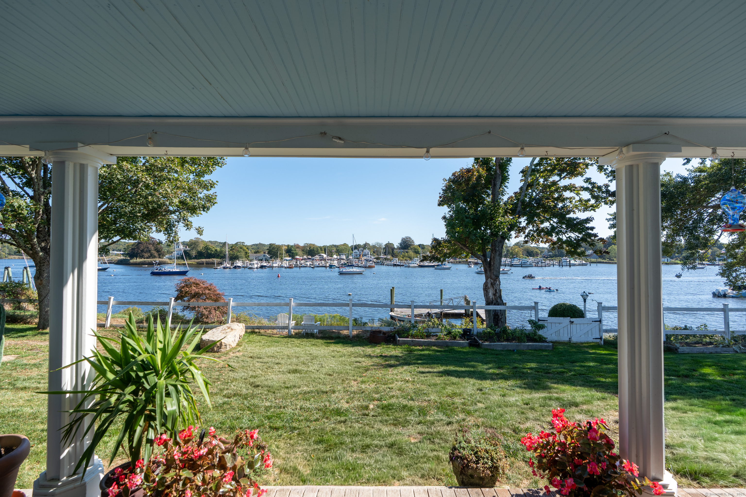 417 River Road Stonington, CT 06379 - Photo 6 of 39