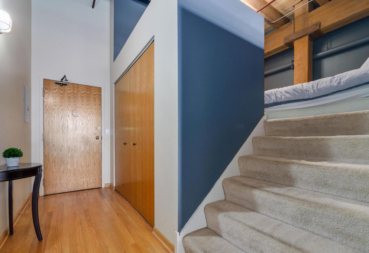 1733 West Irving Park Road, Unit 306 Chicago, IL 60613 - Photo 2 of 15 a view of an entryway
