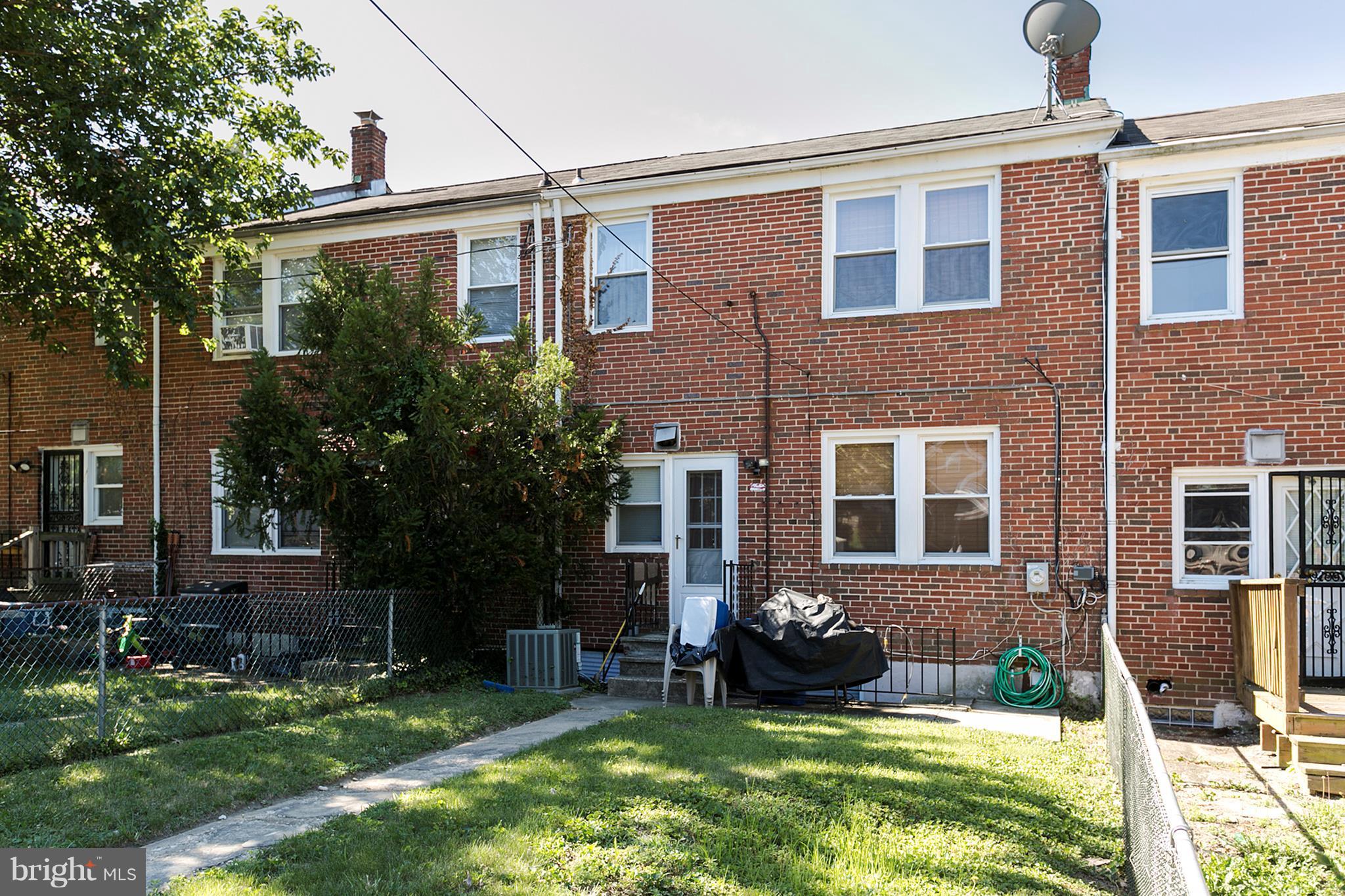 1520 Oakridge Road Baltimore, MD 21218 - Photo 14 of 15 Exterior (Rear)