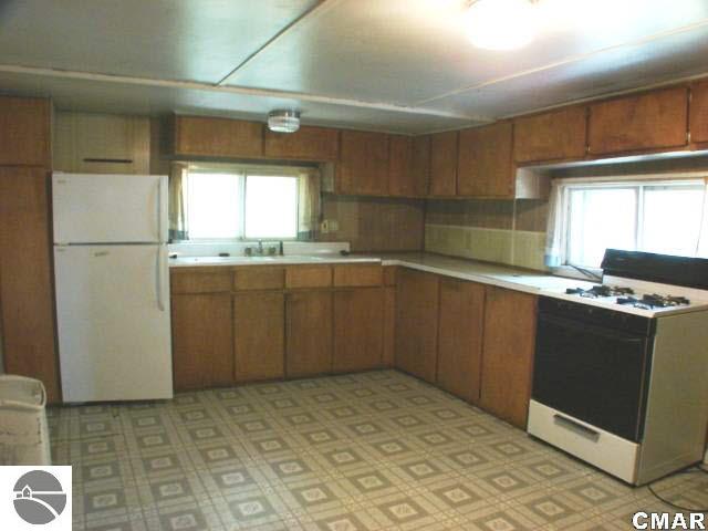4794 West Redstone Road St. Louis, MI 48880 - Photo 11 of 25 1767256-10.JPG