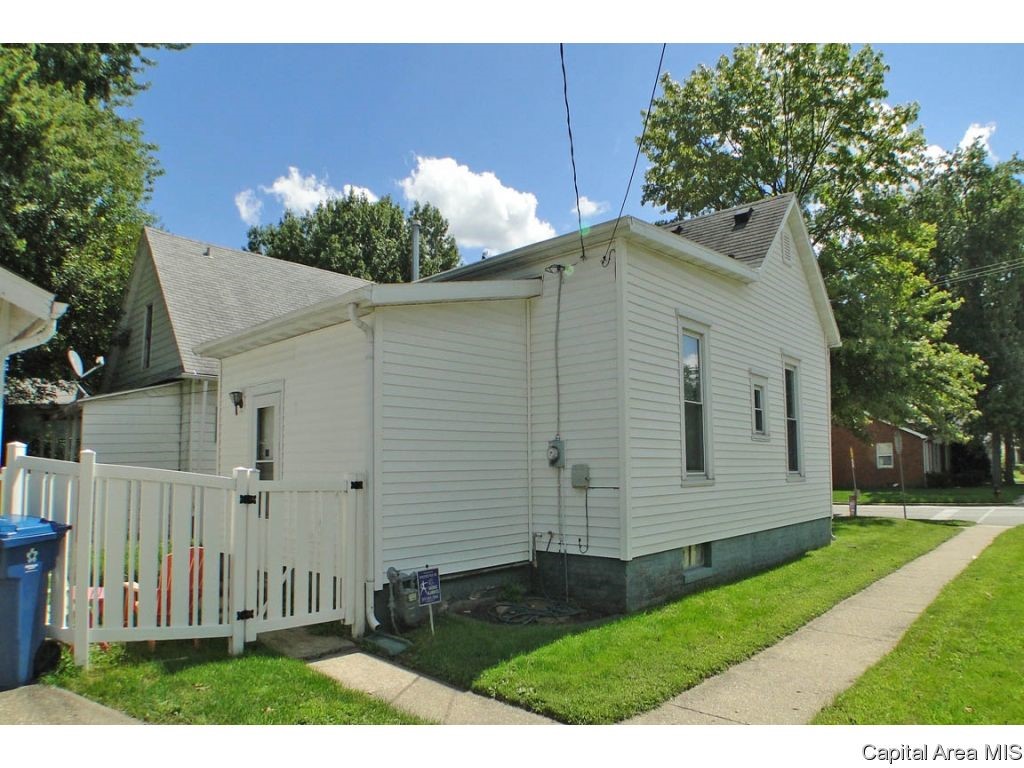 631 West Calhoun Avenue Springfield, IL 62702 - Photo 20 of 24