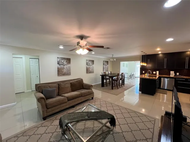 $3,900 | 9302 Southwest 1st Place, Boca Raton, FL 33428