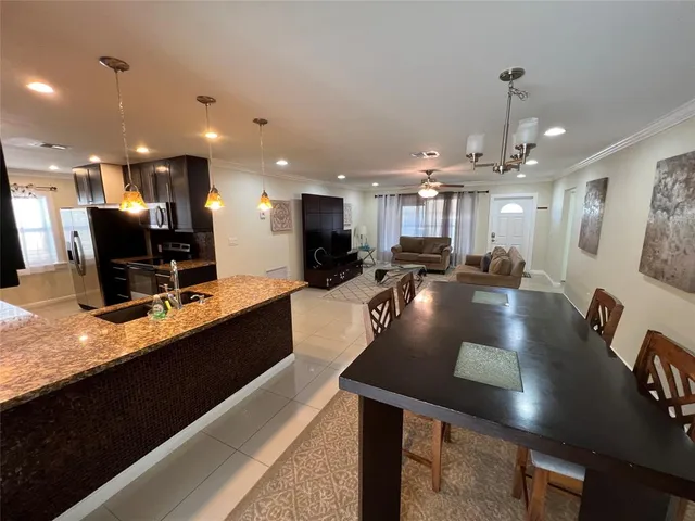 $3,900 | 9302 Southwest 1st Place, Boca Raton, FL 33428