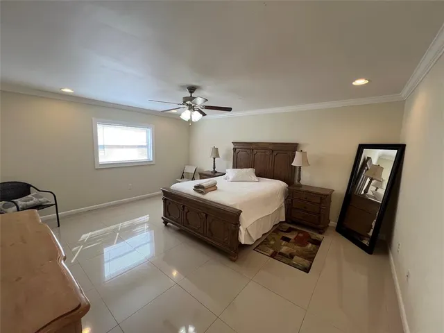 $3,900 | 9302 Southwest 1st Place, Boca Raton, FL 33428