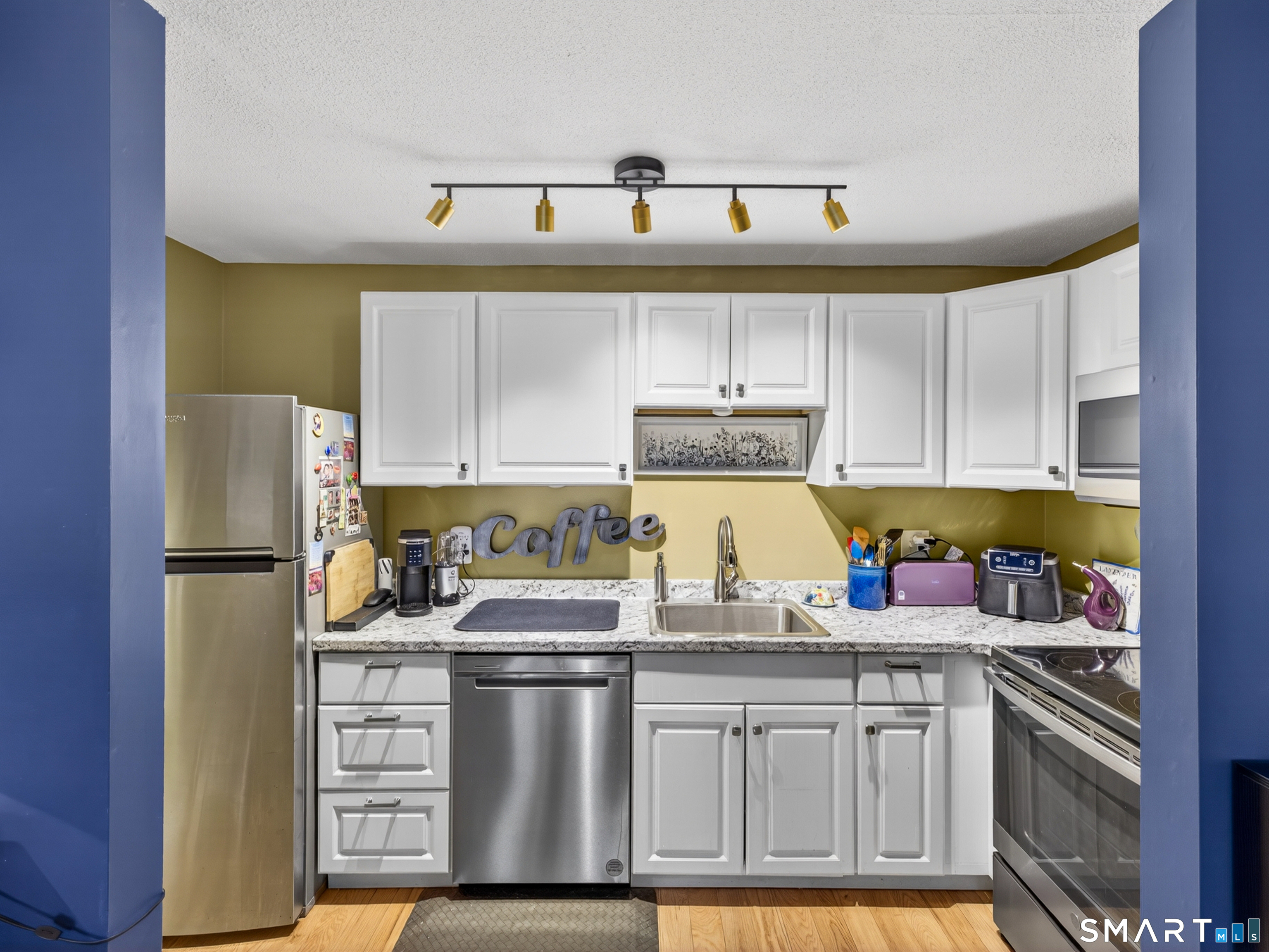 82 Longview Street, Unit 16 Waterford, CT 06385 - Photo 11 of 19
