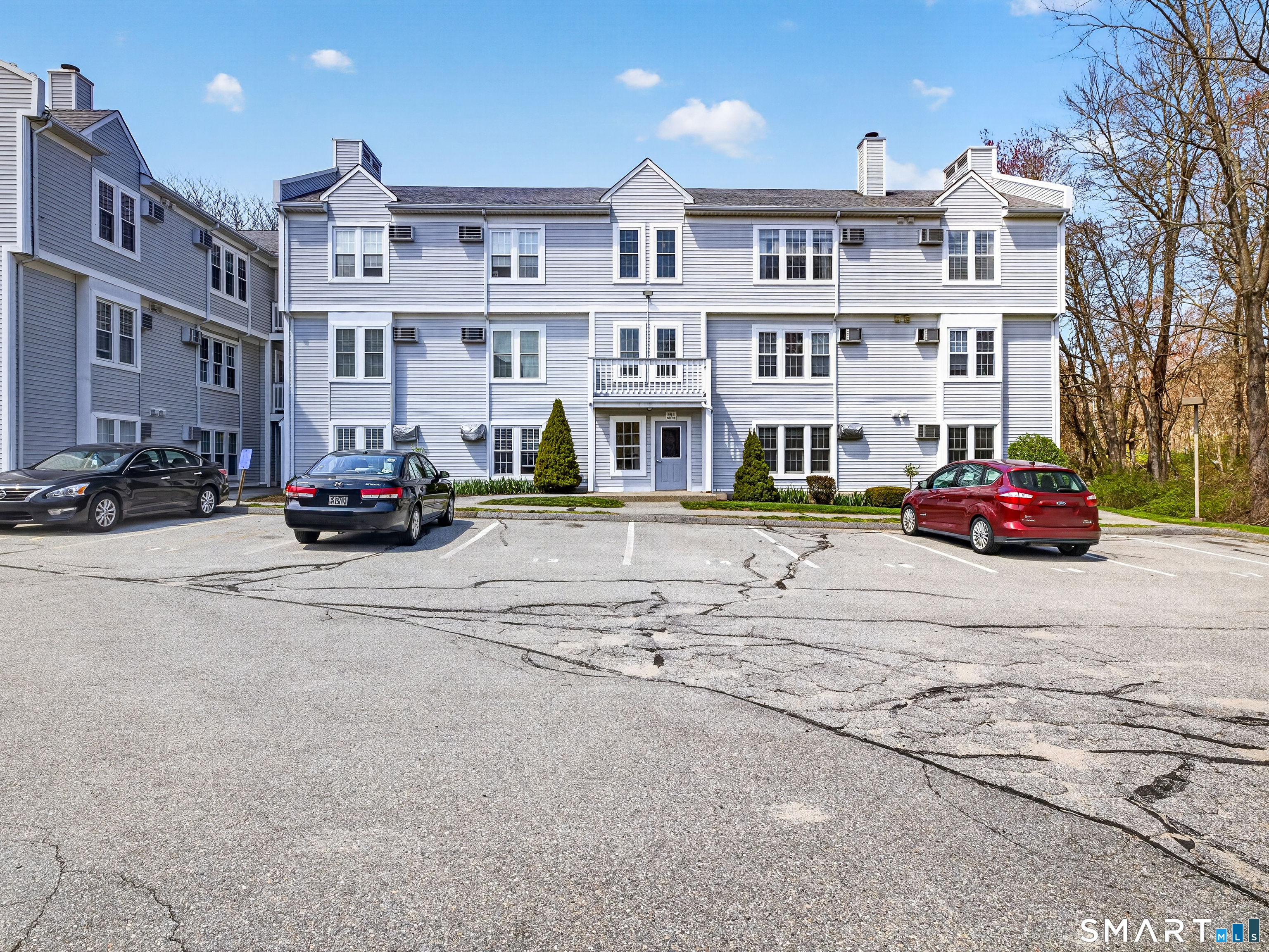 82 Longview Street, Unit 16 Waterford, CT 06385 - Photo 4 of 19