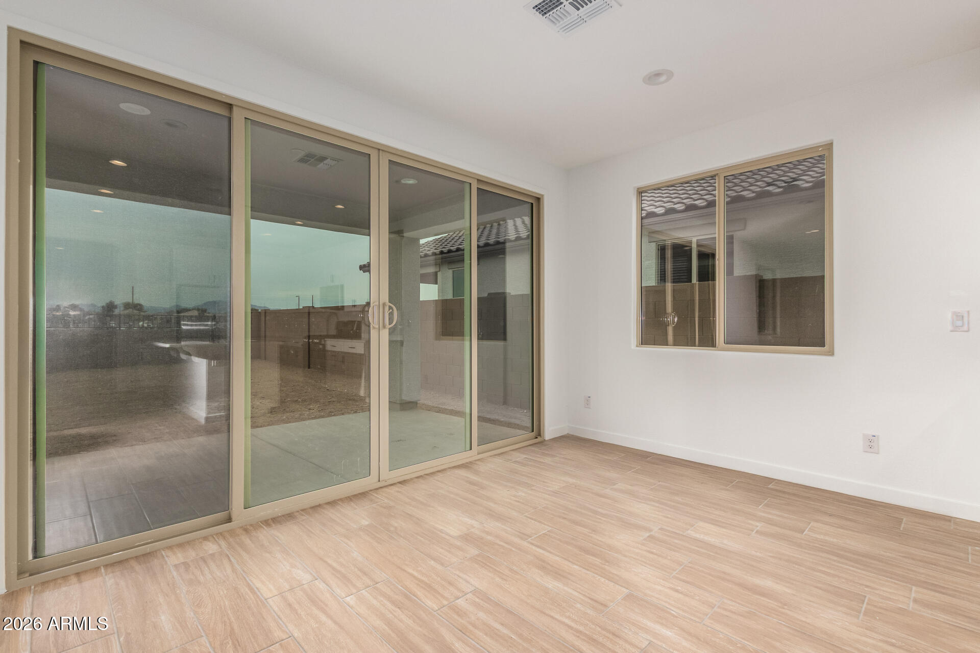 8025 West Granada Road Phoenix, AZ 85035 - Photo 9 of 36 08 - Granada