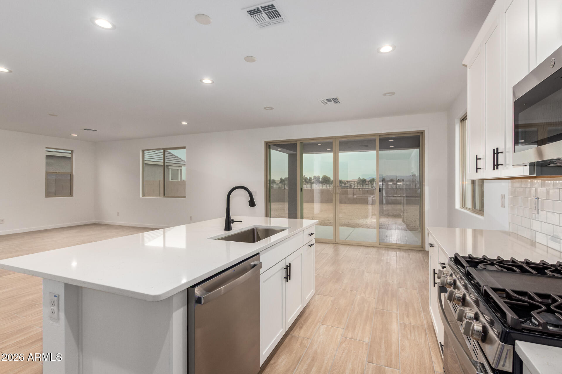 8025 West Granada Road Phoenix, AZ 85035 - Photo 5 of 36 12 - Granada