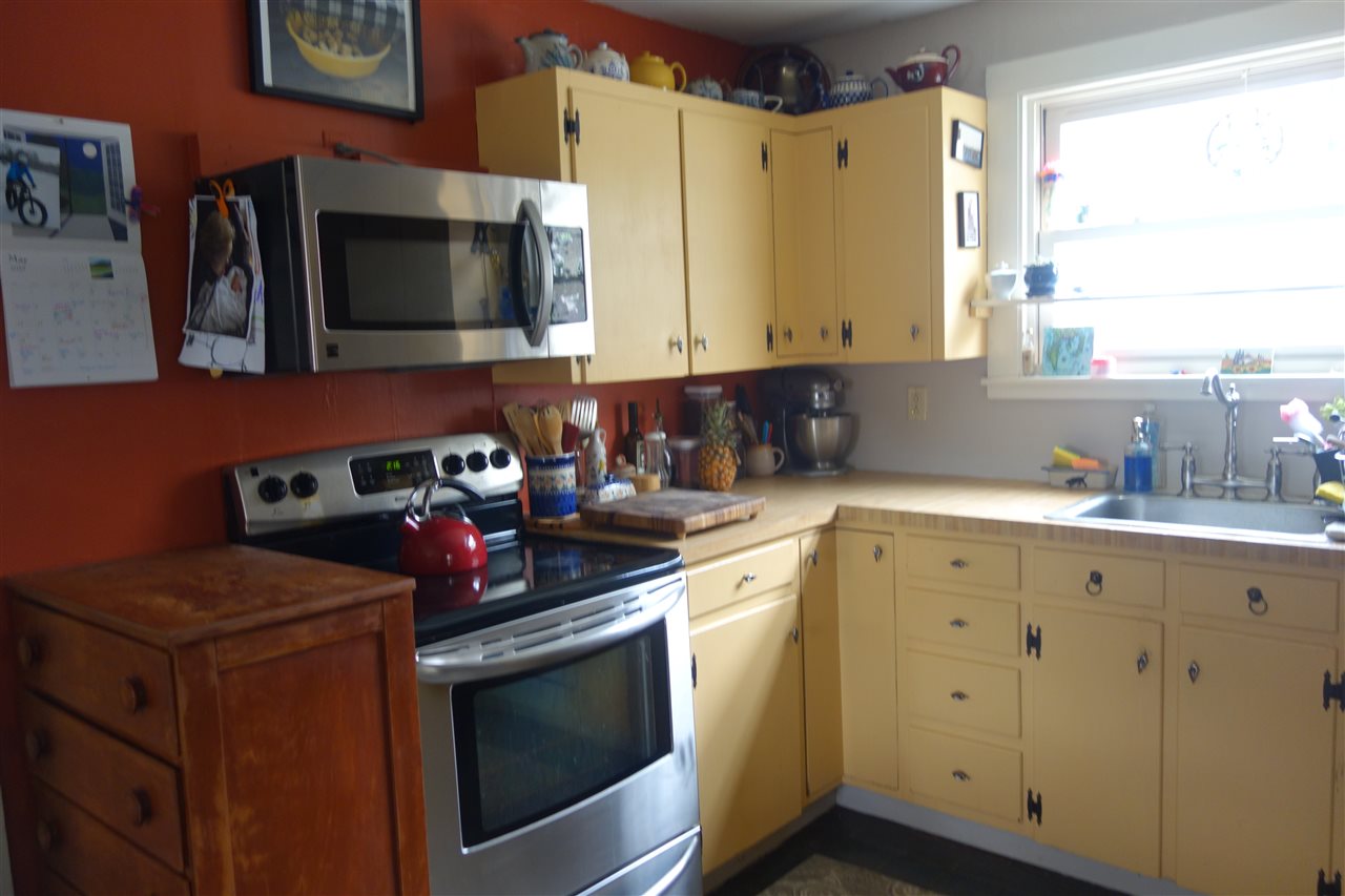 56 Ossie Road Middlebury, VT 05753 - Photo 2 of 12