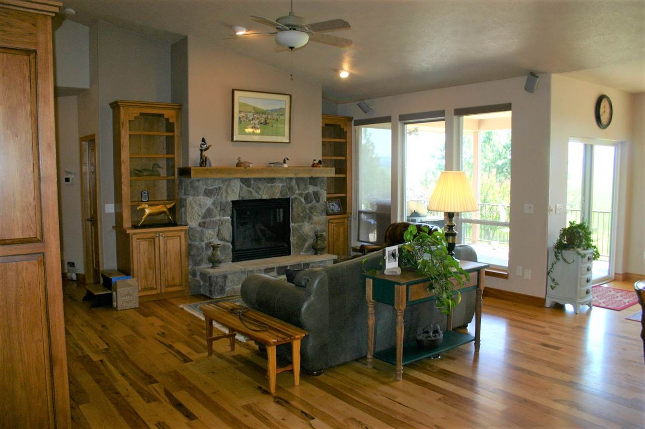6010 East Lowe Road Mead, WA 99021 - Photo 9 of 20