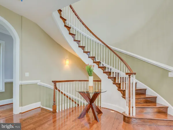 $7,000 | 6947 Pine Crest Avenue, McLean, VA 22101