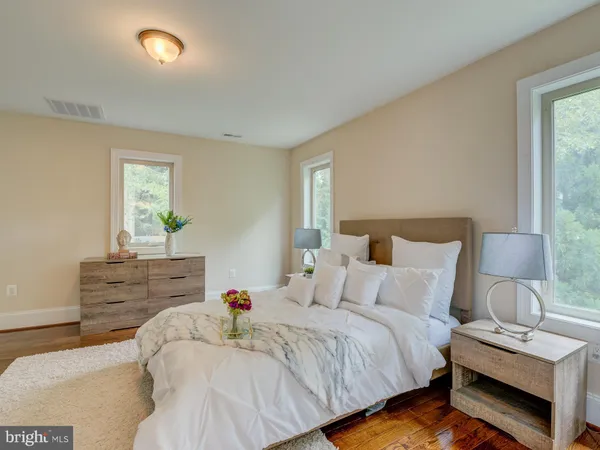 $7,000 | 6947 Pine Crest Avenue, McLean, VA 22101