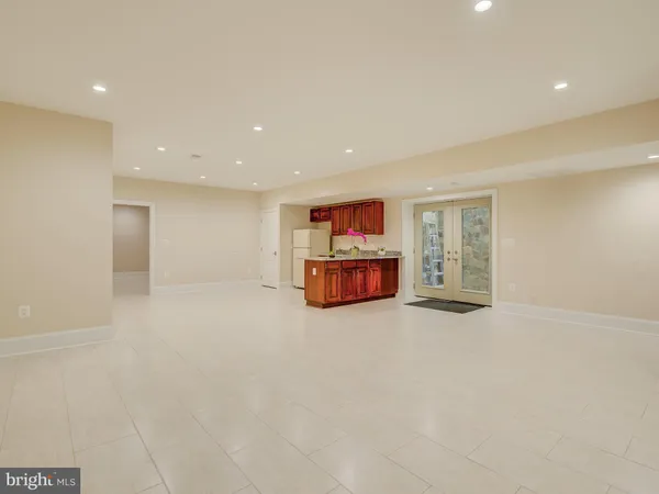 $7,000 | 6947 Pine Crest Avenue, McLean, VA 22101