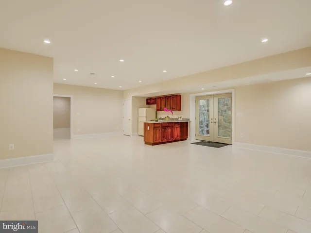 $7,000 | 6947 Pine Crest Avenue, McLean, VA 22101