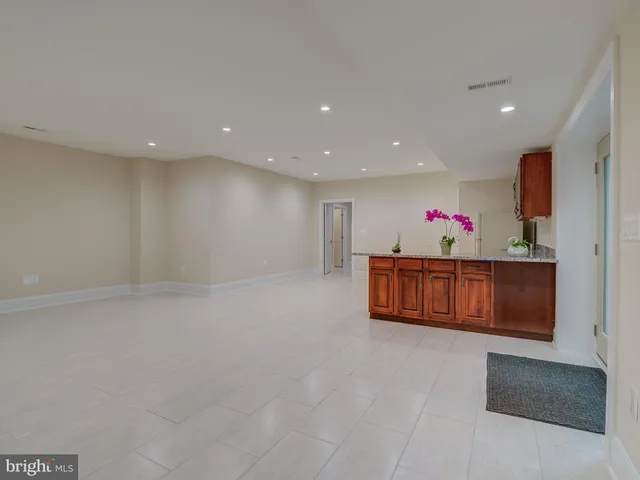 $7,000 | 6947 Pine Crest Avenue, McLean, VA 22101