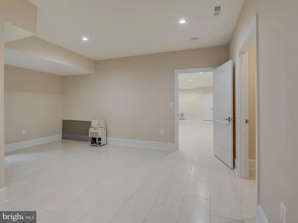 $7,000 | 6947 Pine Crest Avenue, McLean, VA 22101