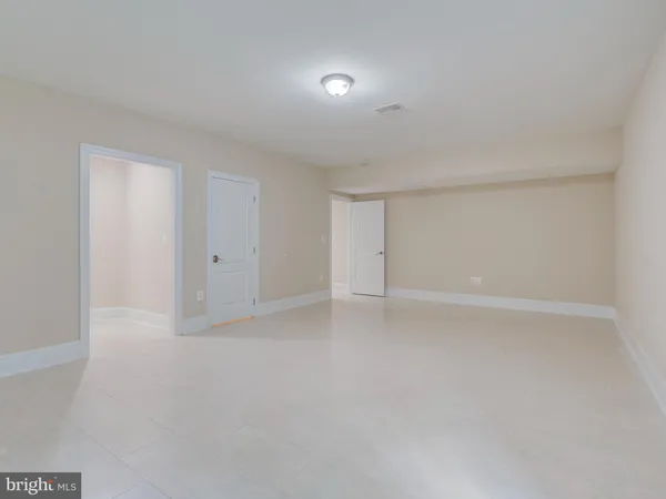 $7,000 | 6947 Pine Crest Avenue, McLean, VA 22101